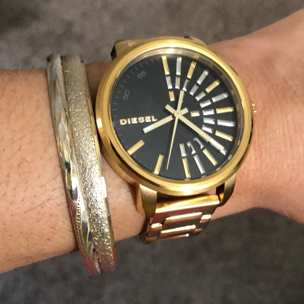 DIESEL WATCH // BLACK & GOLD WATCH